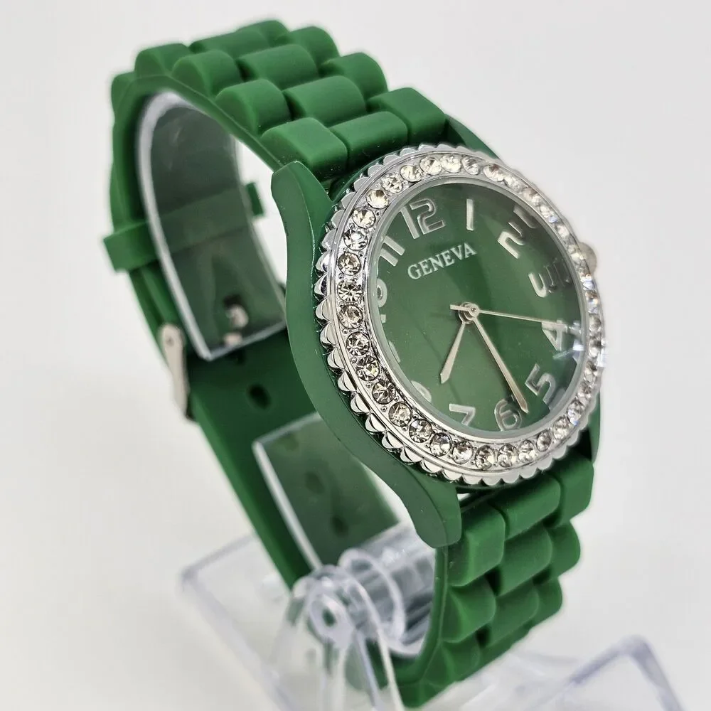 38MM Women's Watch Green Dial Green‎ Plastic Band Straps New Battery